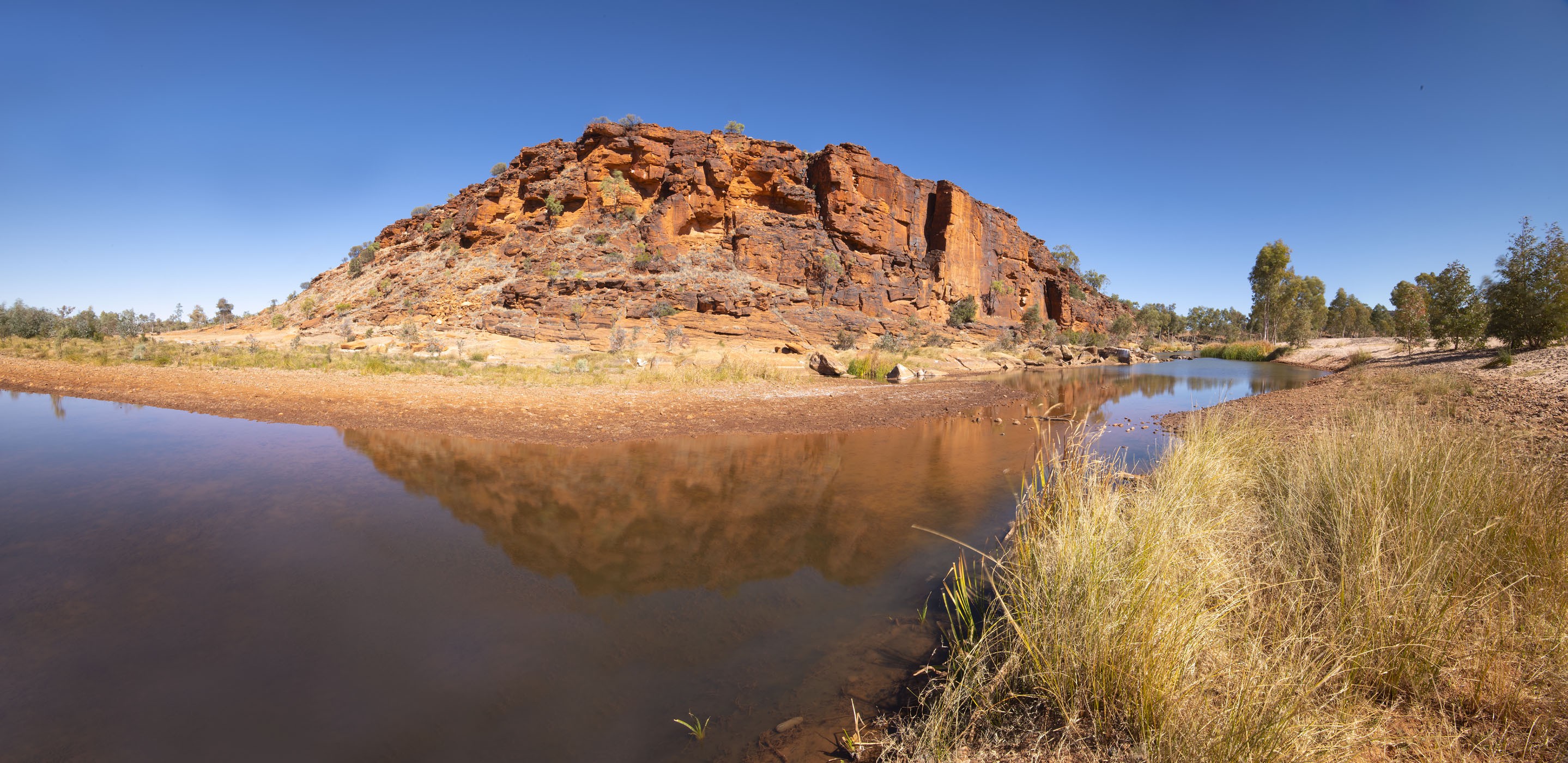 Finke River Gorge and Pool