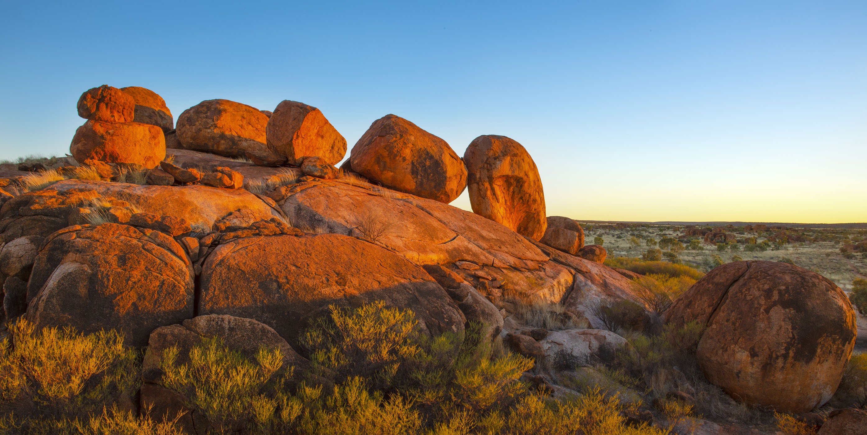 Karlu Karlu Country